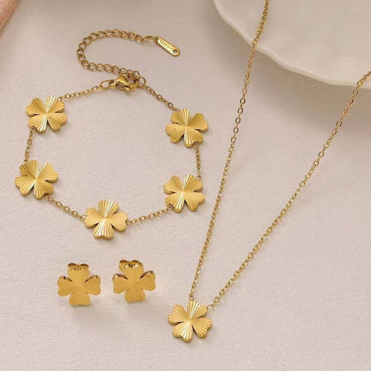 SHEIN طقم مجوهرات أربع أوراق البرسيم مطلي ذهب عيار 18 قيراط