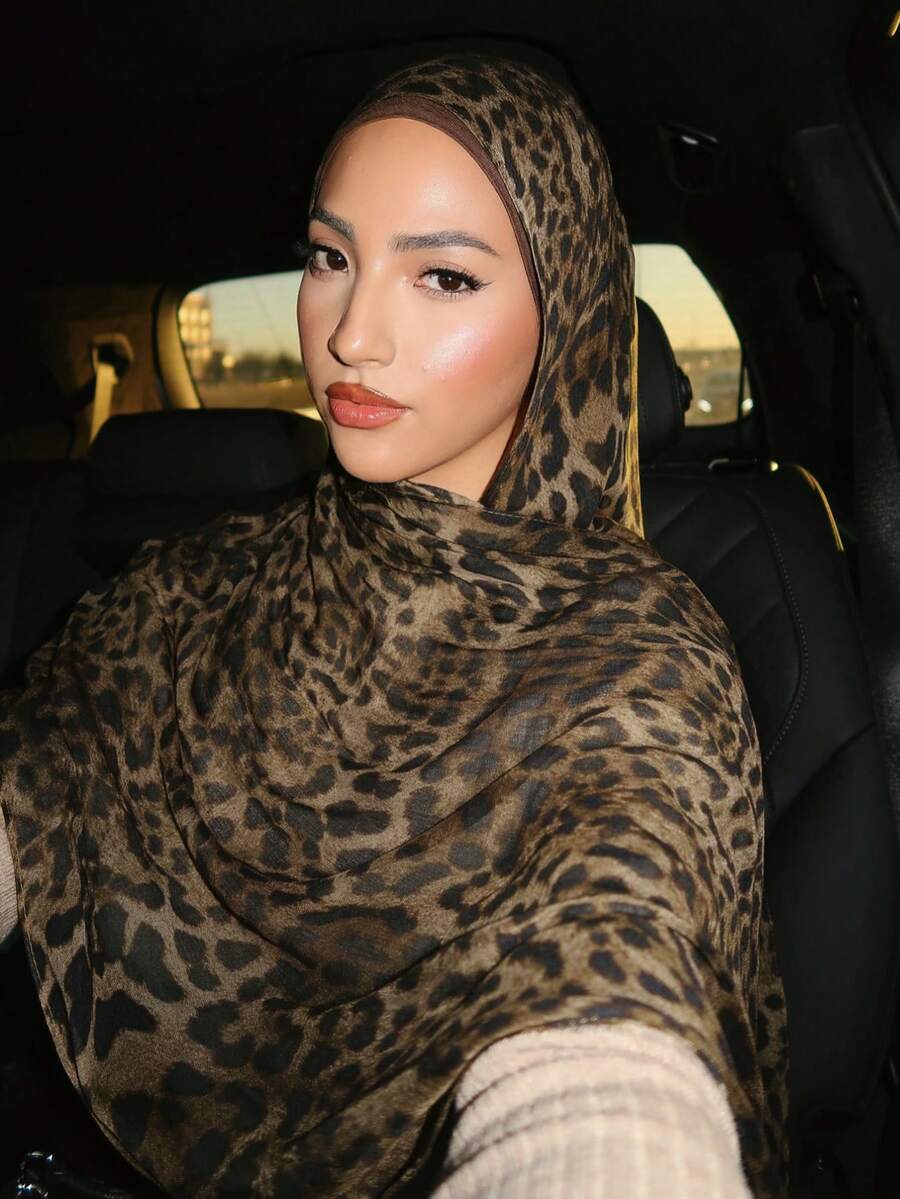 SHEIN حجاب نسائي بوهيمي بطبعة نمر بتصميم فينتاج بلون قهوة بني