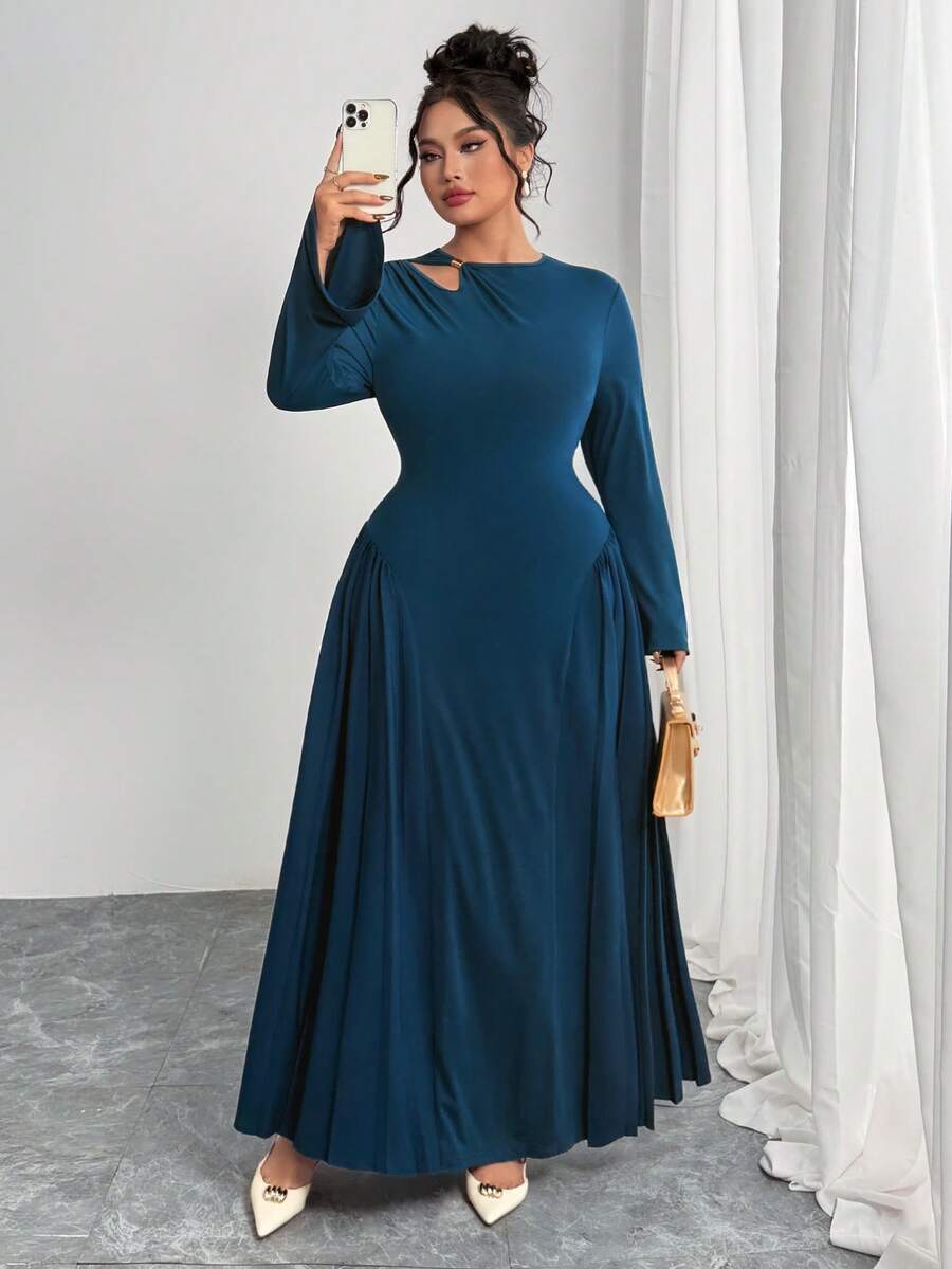 SHEIN Modelyn فستان أزرق أنيق بتصميم مفرغ وأكمام واسعة
