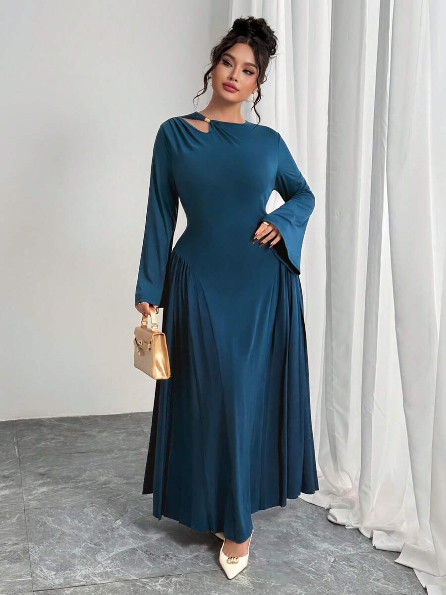 SHEIN Modelyn فستان أزرق أنيق بتصميم مفرغ وأكمام واسعة