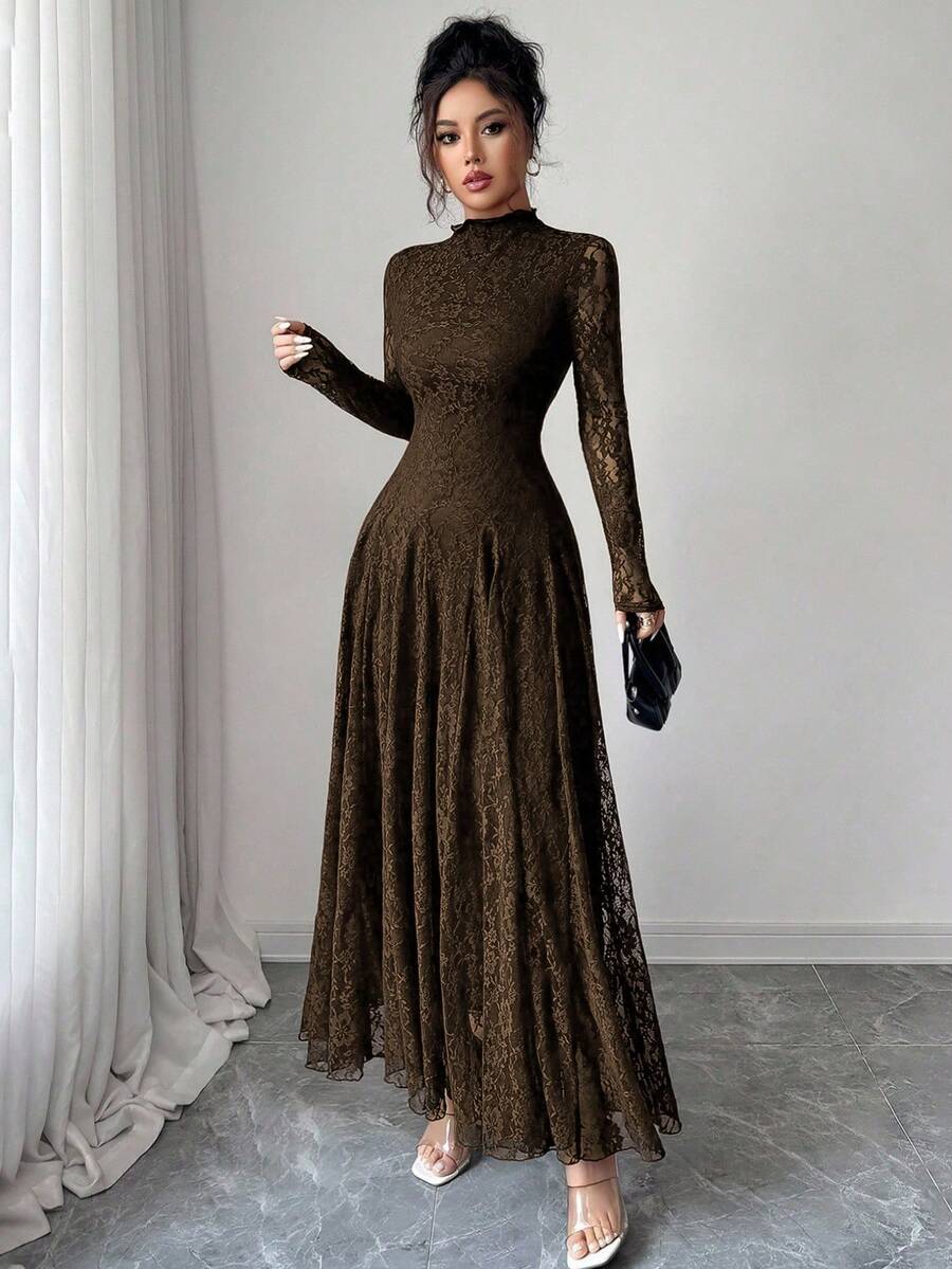 SHEIN Modelyn فستان بني بياقة عالية وخصر مشدود بالدانتيل