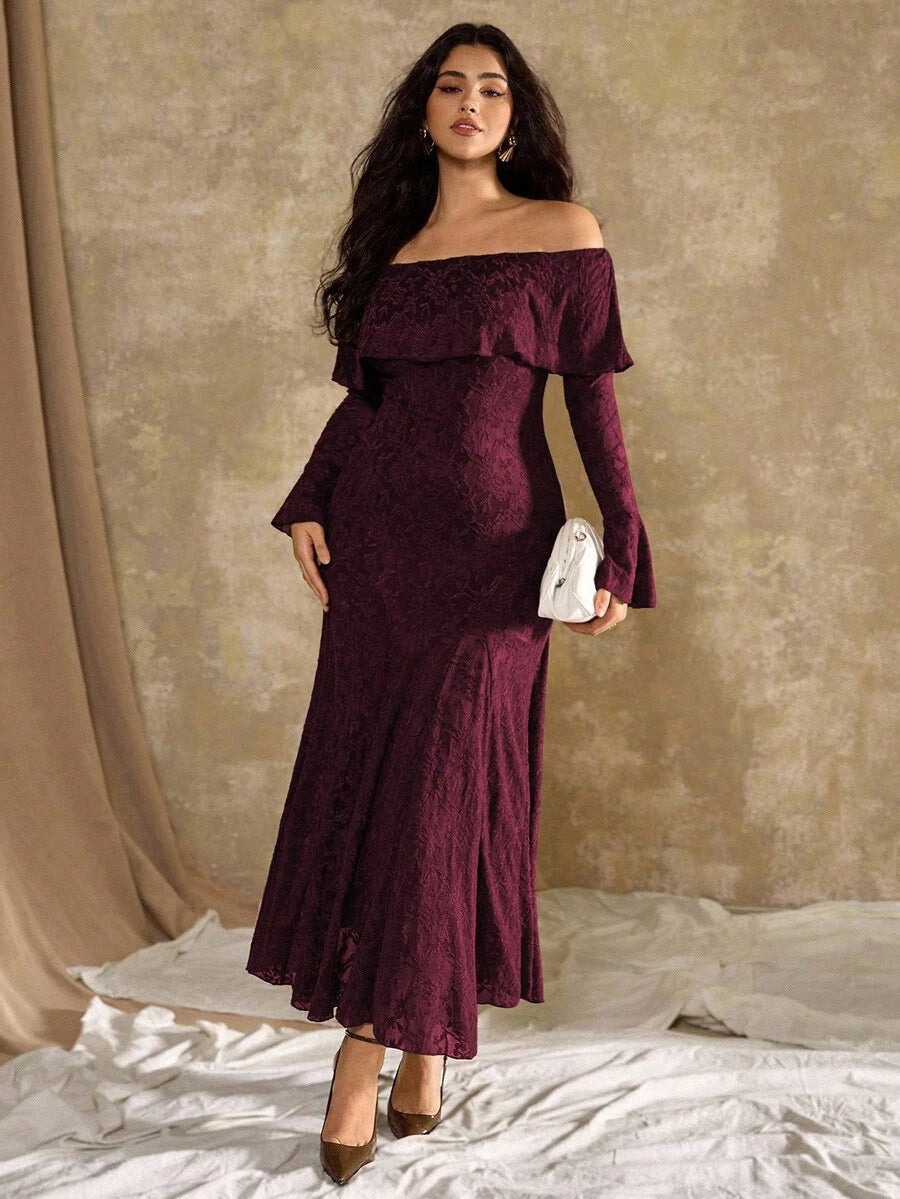 SHEIN Roveilla فستان للمقاسات الكبيرة بطبعة زهور مكشوف الكتف بأكمام طويلة
