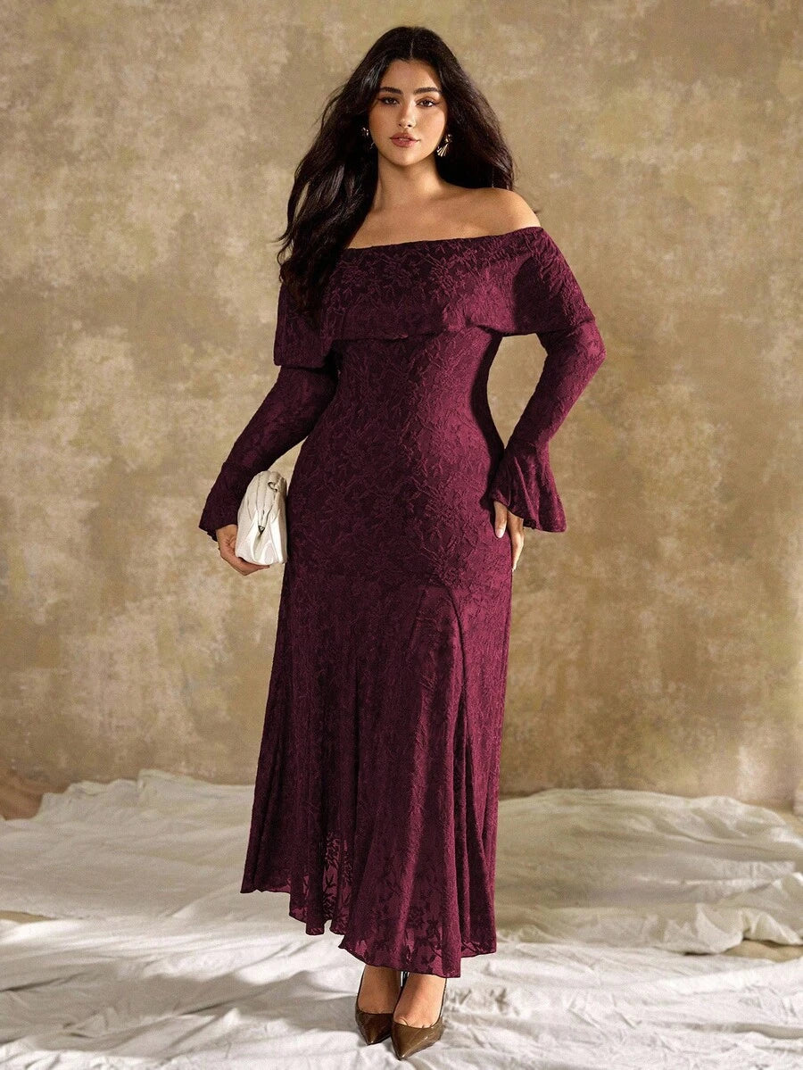 SHEIN Roveilla فستان للمقاسات الكبيرة بطبعة زهور مكشوف الكتف بأكمام طويلة