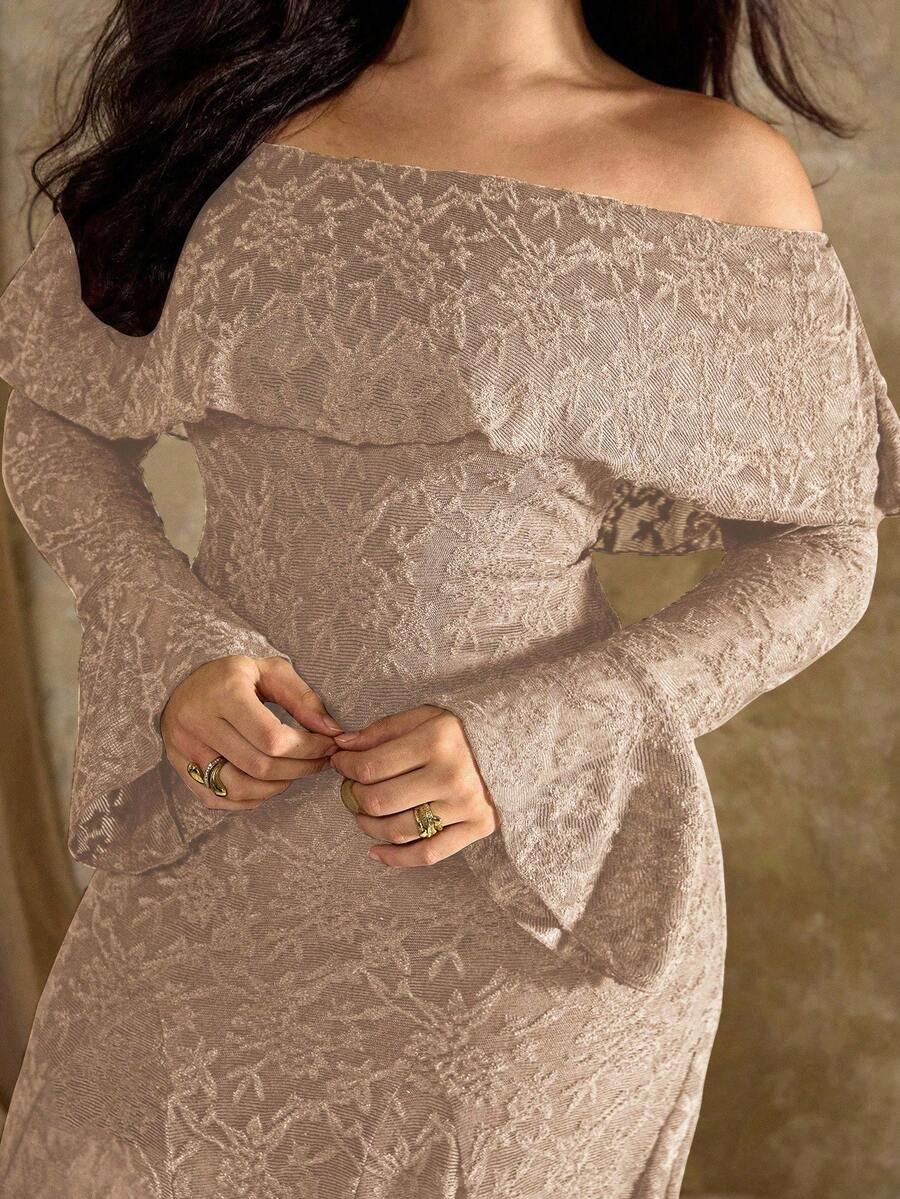 SHEIN Roveilla فستان للمقاسات الكبيرة بطبعة زهور وذيل سمكة بأسلوب فرنسي