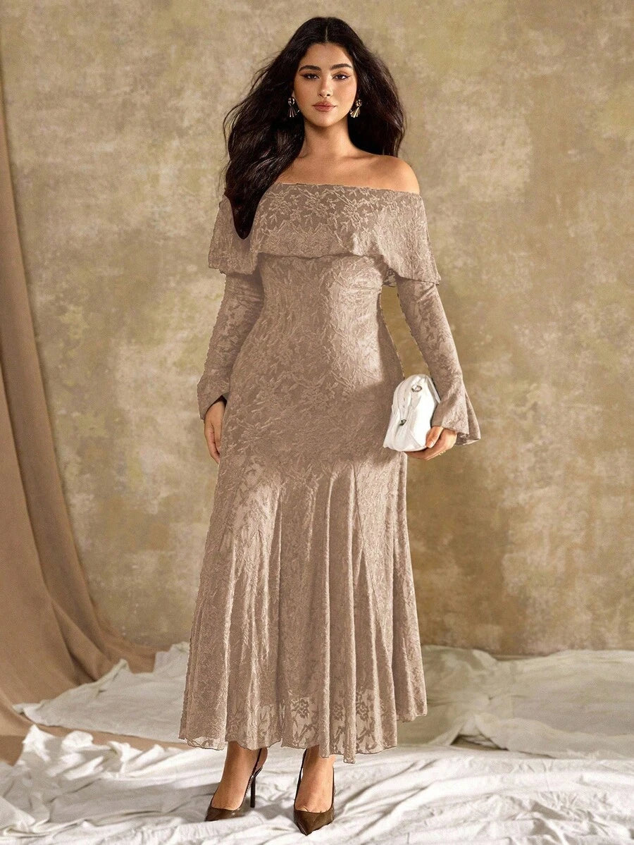 SHEIN Roveilla فستان للمقاسات الكبيرة بطبعة زهور وذيل سمكة بأسلوب فرنسي