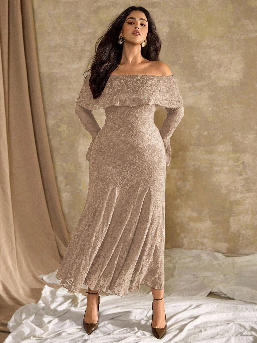 SHEIN Roveilla فستان للمقاسات الكبيرة بطبعة زهور وذيل سمكة بأسلوب فرنسي