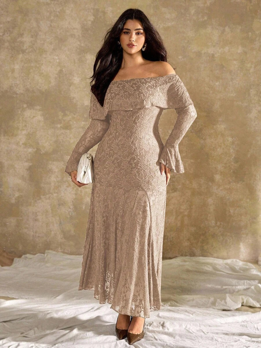 SHEIN Roveilla فستان للمقاسات الكبيرة بطبعة زهور وذيل سمكة بأسلوب فرنسي