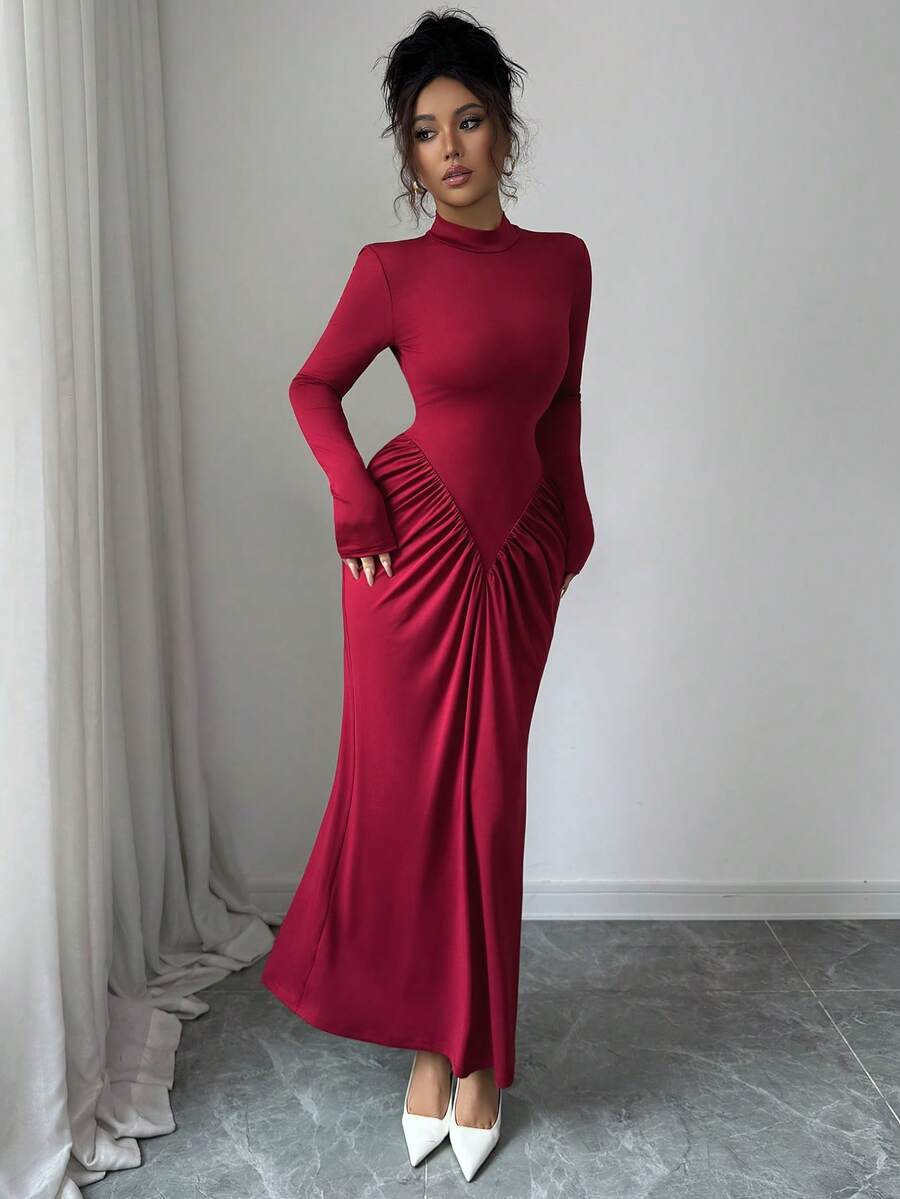 SHEIN Elenzya فستان كوكتيل ضيق بياقة عالية مطوية
