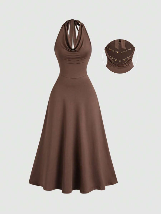 SHEIN Sweetra فستان طويل بظهر مكشوف وربطة عنق وسلسلة زخرفية