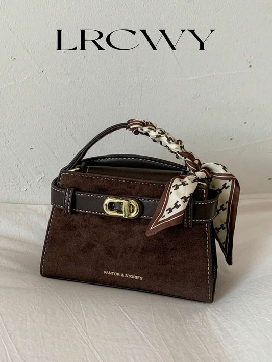 SHEIN حقيبة يد مربعة معها وشاح بإبزيم أنيق