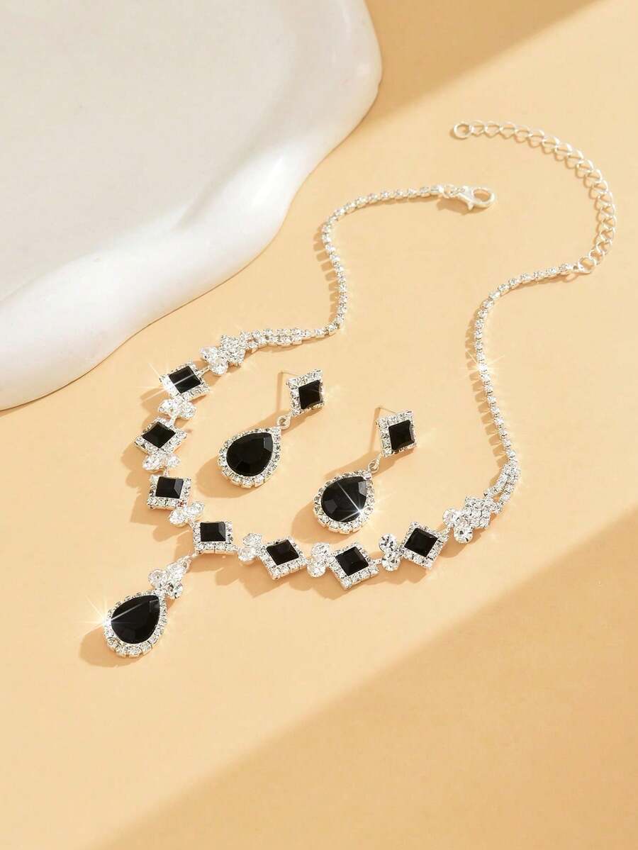 SHEIN طقم 3 قطع أقراط وقلادة بتصميم هندسي قطرة الدمع