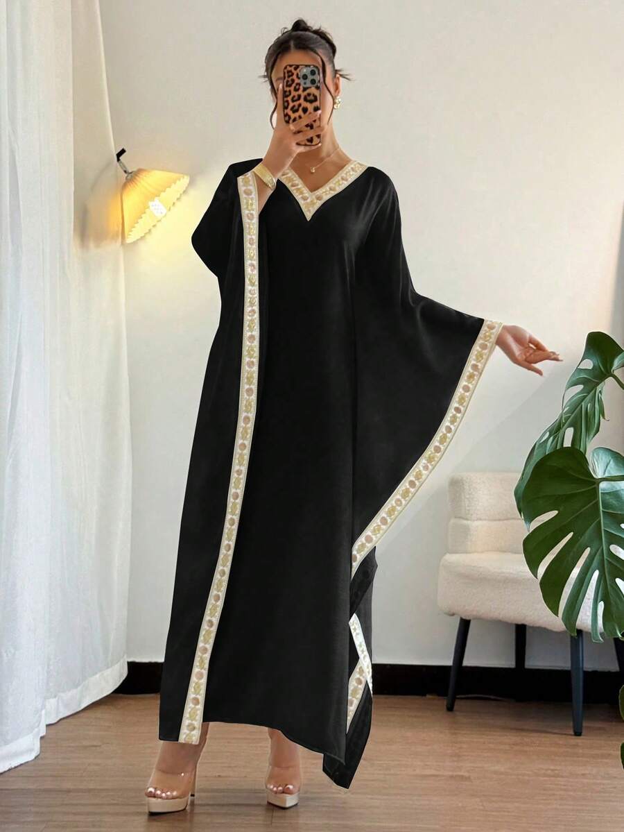 SHEIN Islaluna فستان أسود أنيق بأكمام خفافيش مزين بشريط ملون