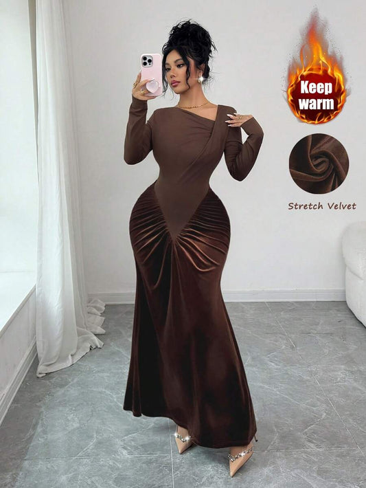 SHEIN Elenzya فستان بني مضفر على الكتف المائل ضيق الخصر