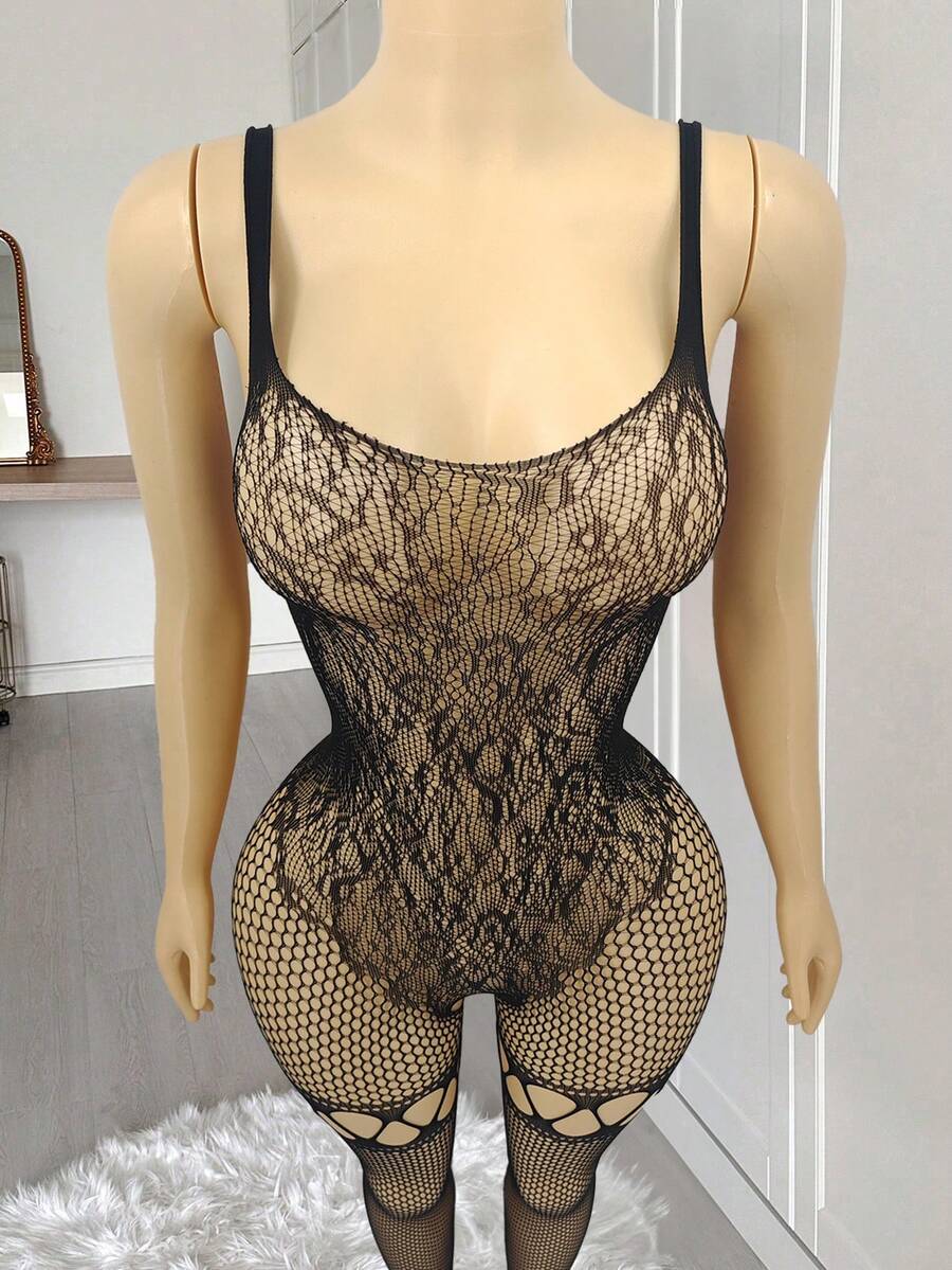 SHEIN ChaseTheNight بوديسوت أسود مثير بدون غرز