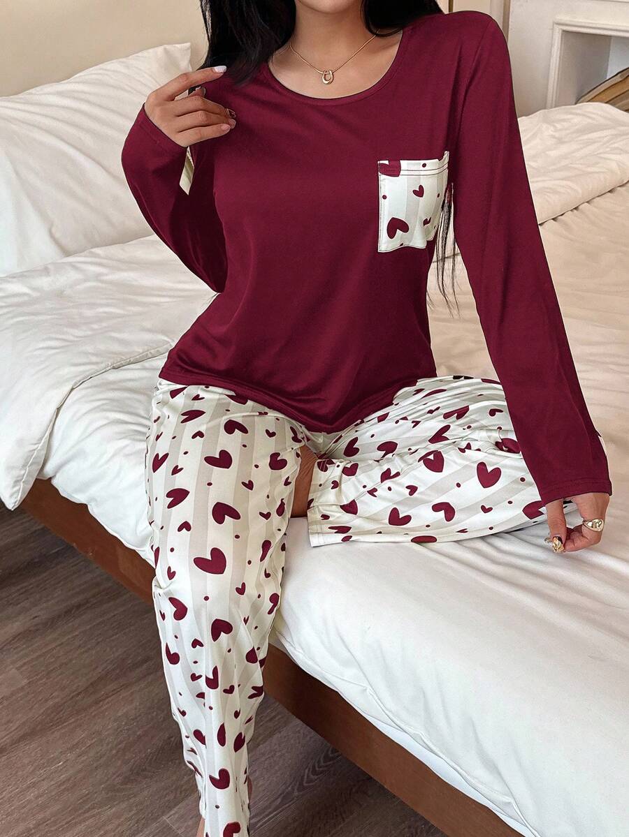 SHEIN طقم بيجامة بأكمام طويلة وطبعة قلوب