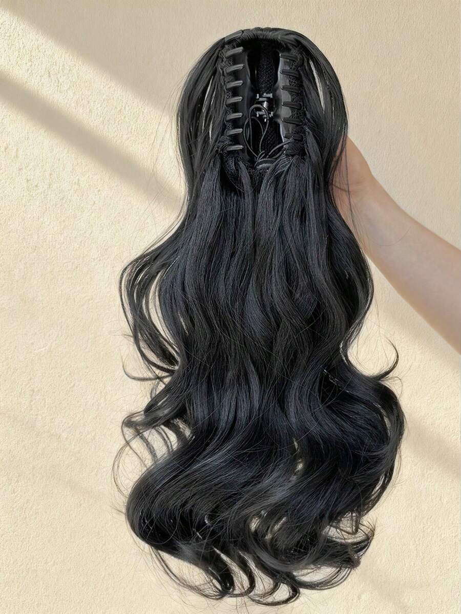 SHEIN باروكة ذيل حصان قصير شعر متموج بلون أسود طبيعي