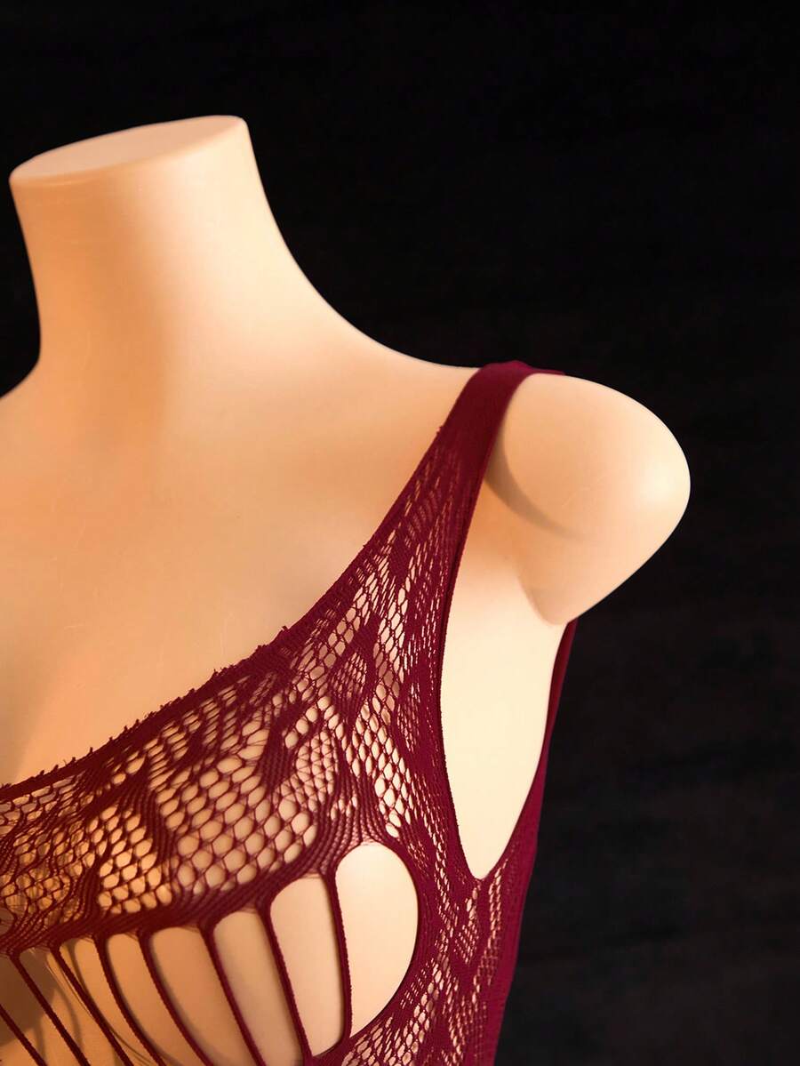 SHEIN ChaseTheNight ثوب نوم شفاف أحمر داكن كتف واحد بتطريز دانتيل