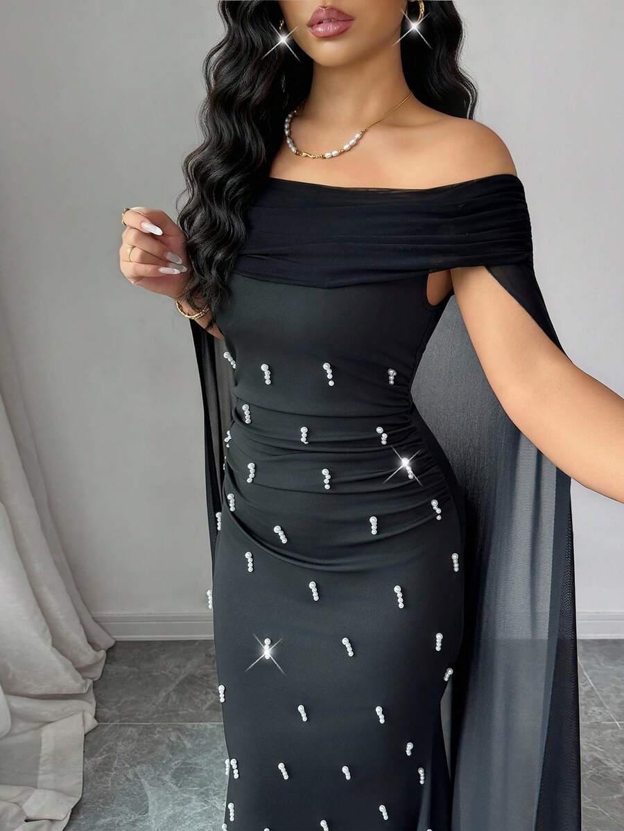 SHEIN Rafferiza فستان أسود محبوك ضيق الخصر بتصميم كيب وزخرفة لؤلؤ وطيات