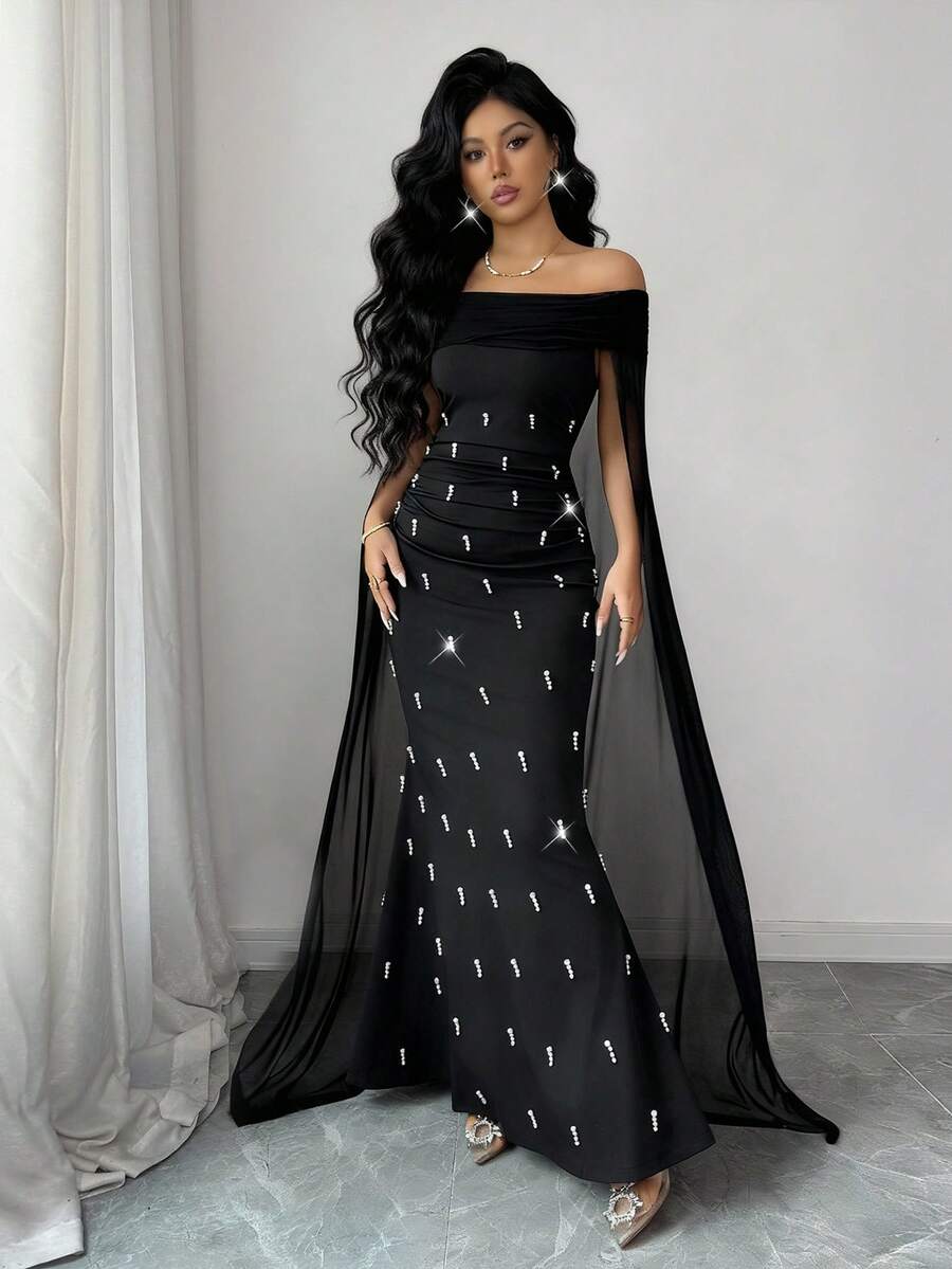 SHEIN Rafferiza فستان أسود محبوك ضيق الخصر بتصميم كيب وزخرفة لؤلؤ وطيات