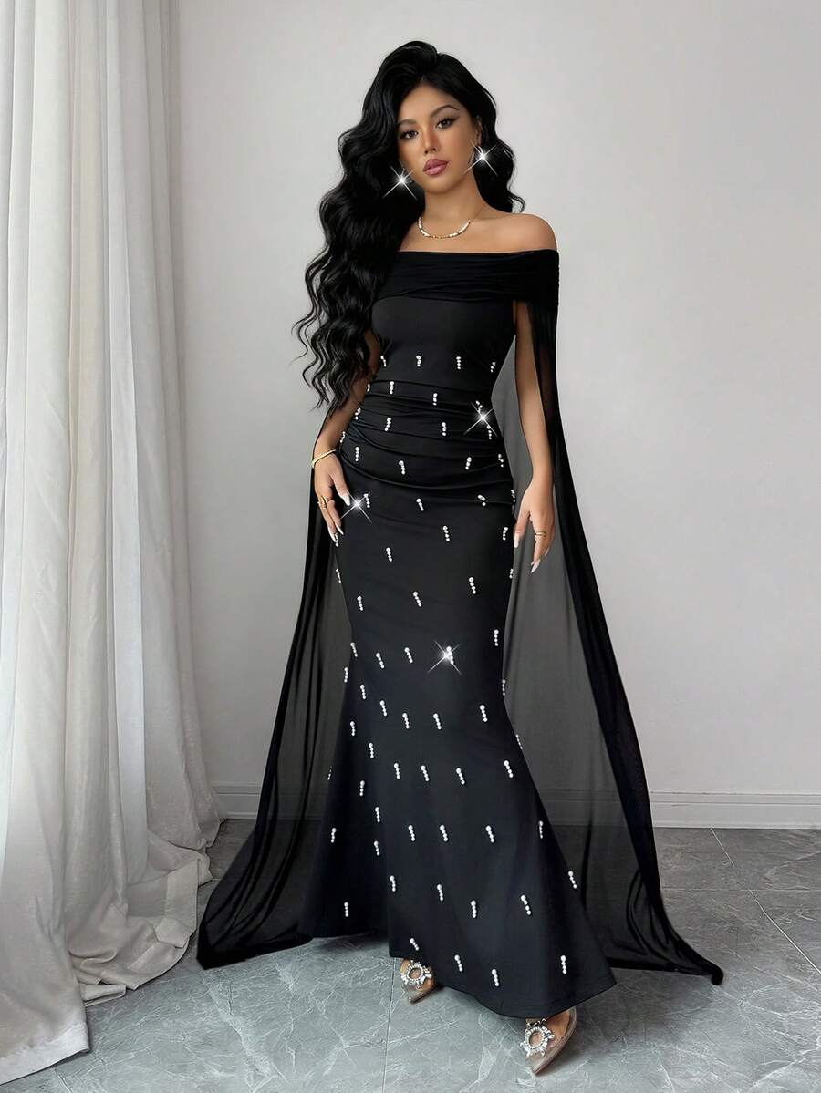 SHEIN Rafferiza فستان أسود محبوك ضيق الخصر بتصميم كيب وزخرفة لؤلؤ وطيات