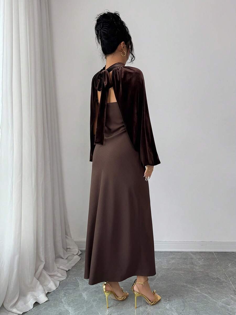 SHEIN Elenzya فستان مخملي بياقة عالية وظهر مفتوح وأكمام خفافيش