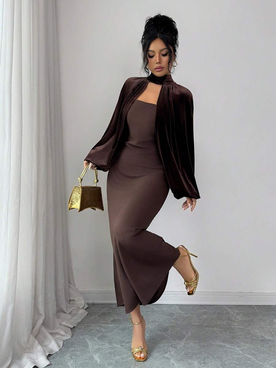 SHEIN Elenzya فستان مخملي بياقة عالية وظهر مفتوح وأكمام خفافيش