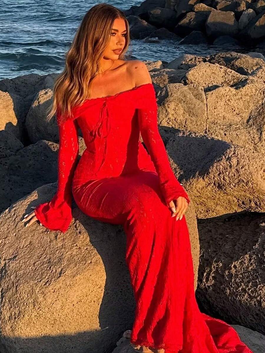 SHEIN فستان أحمر طويل دانتيل بأكتاف مكشوفة وواسعة