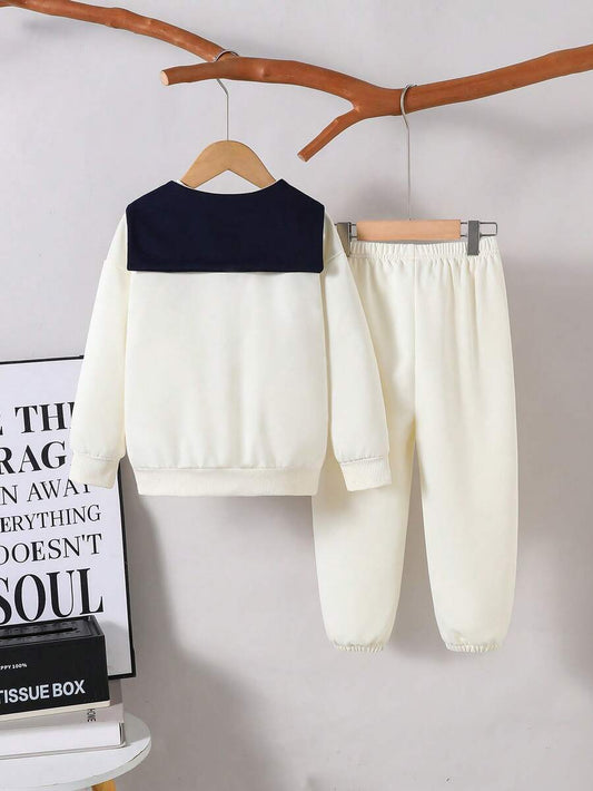 SHEIN Genkimix Kids طقم أولاد قطعتين بلوزة كرو وبنطلون جوجر مع وشاح
