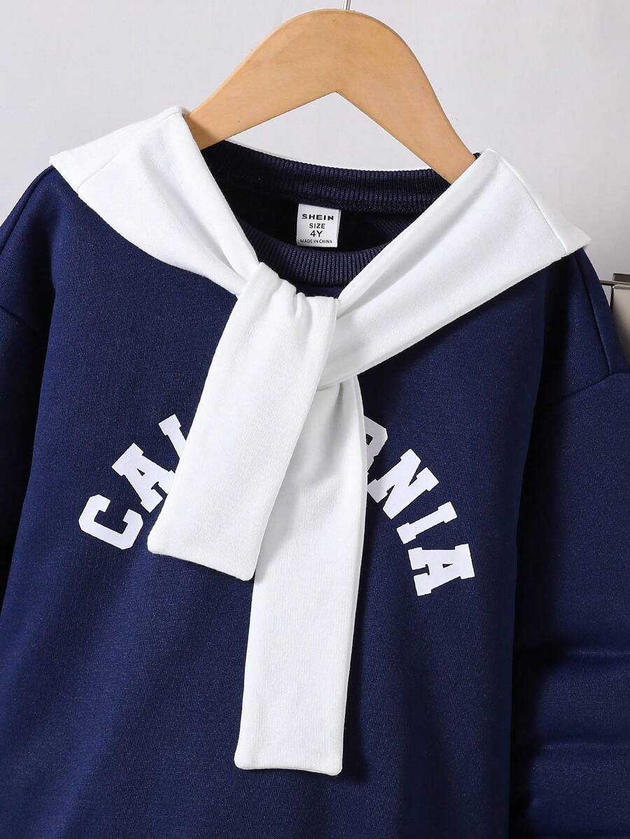 SHEIN Genkimix Kids طقم أولاد بلوزة كاجوال بأكمام طويلة وبنطلون جوجر مع وشاح