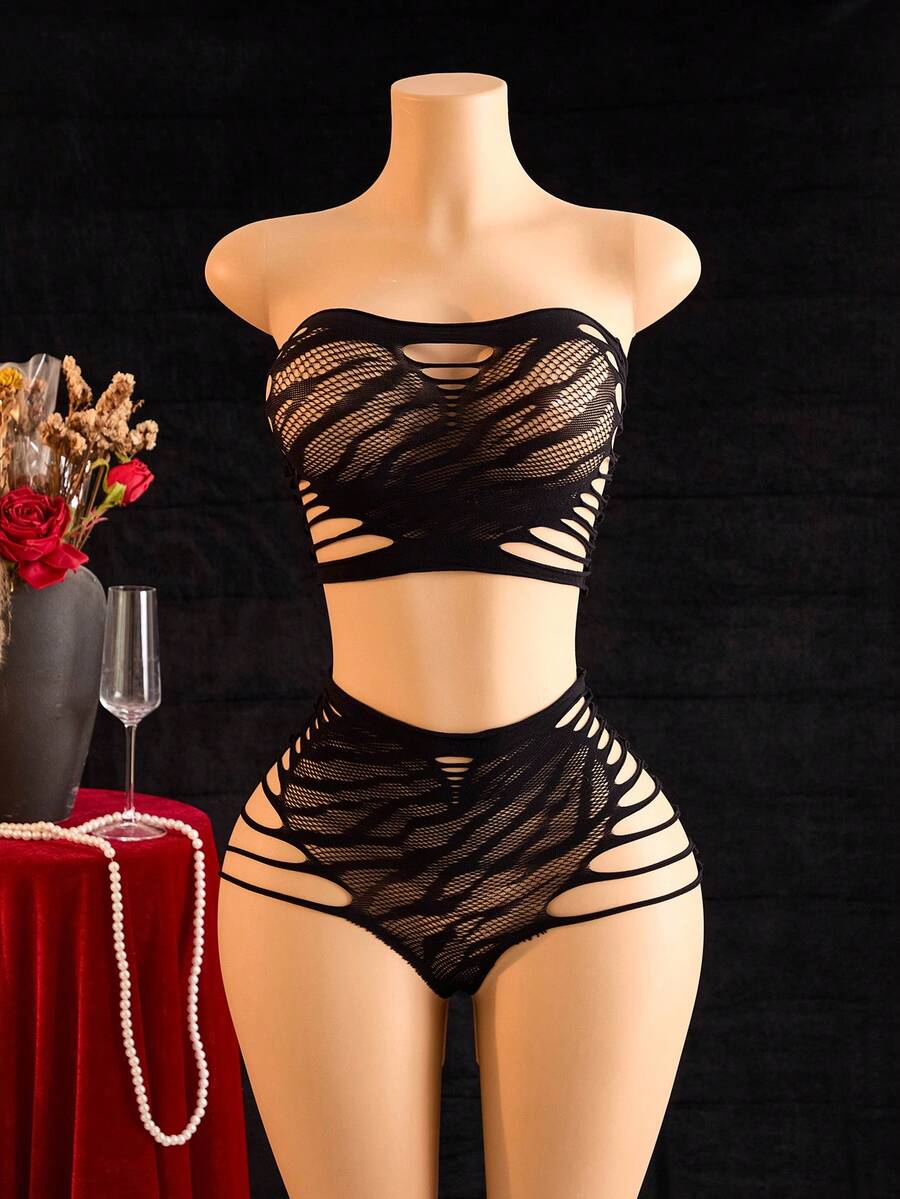 SHEIN ChaseTheNight طقم قطعتين توب شبكي مفتوح