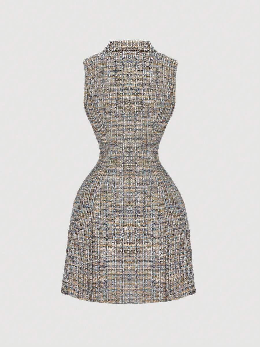 SHEIN MOD فستان قصير بدون أكمام بطبعة هندسية وأزرار بتصميم بليزر