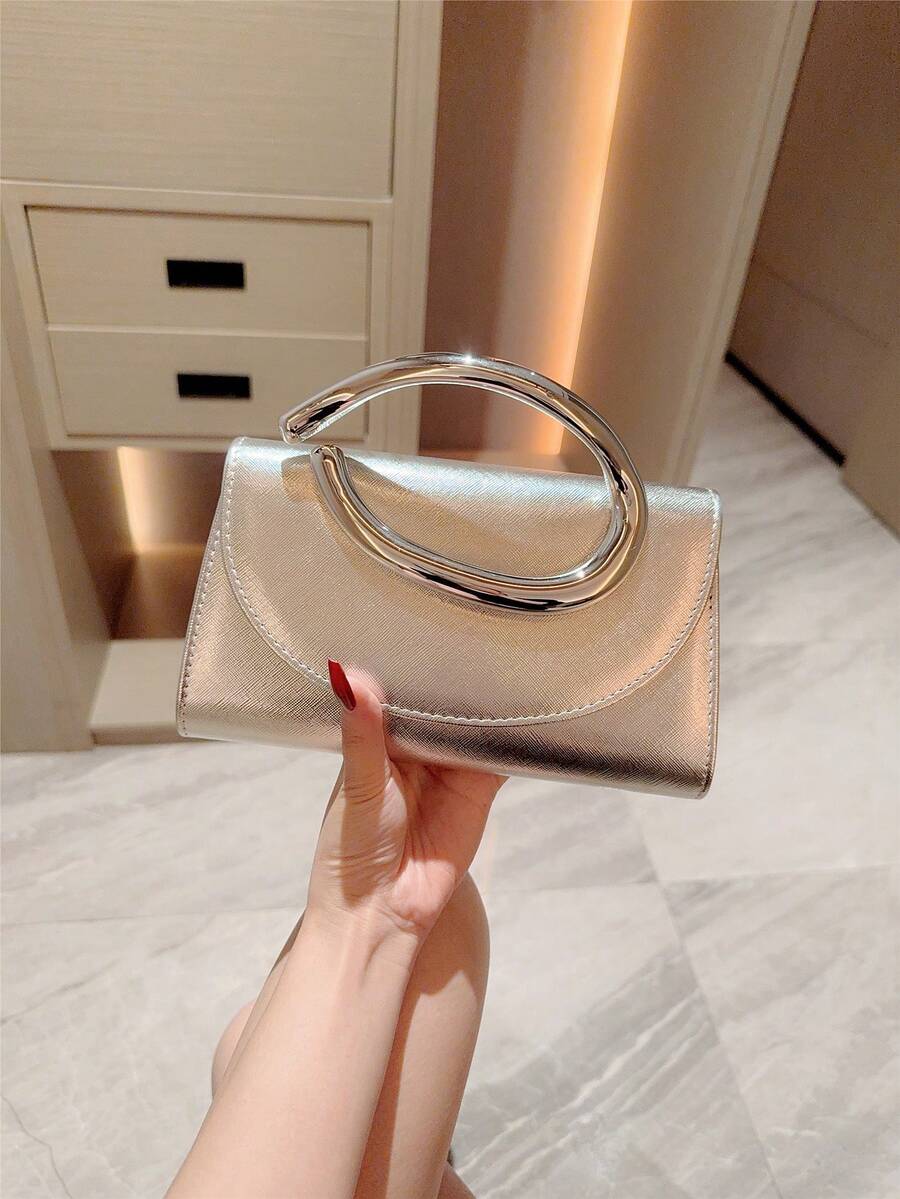 SHEIN حقيبة صغيرة أنيقة مزينة بشريط معدني لامع مع سلسلة