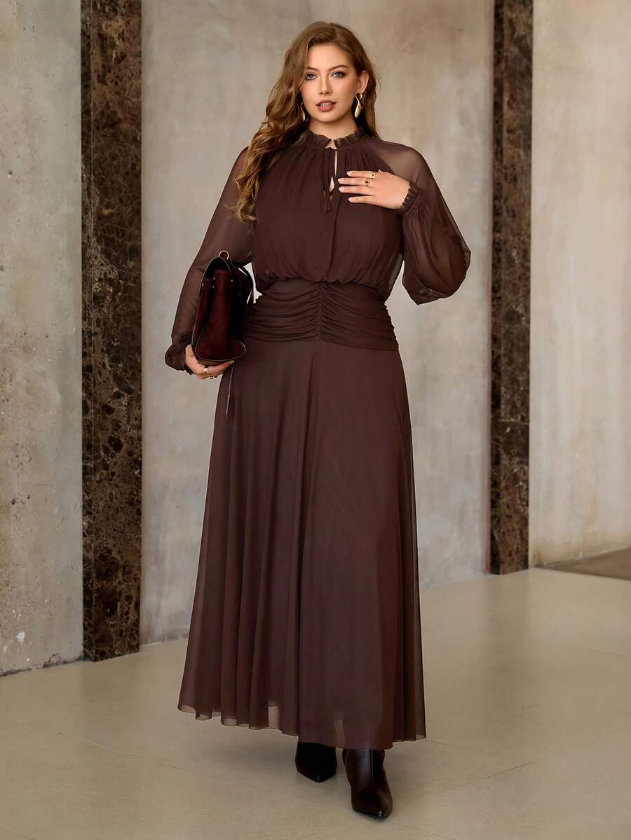 SHEIN Roveilla فستان بني ماكسي شبكي مرن بأكمام راجلان وطيات