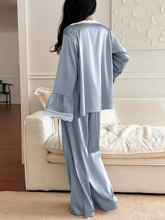 SHEIN DAZY طقم بيجامة 3 قطع من الساتان والدانتيل روب وتوب كامي وبنطلون طويل