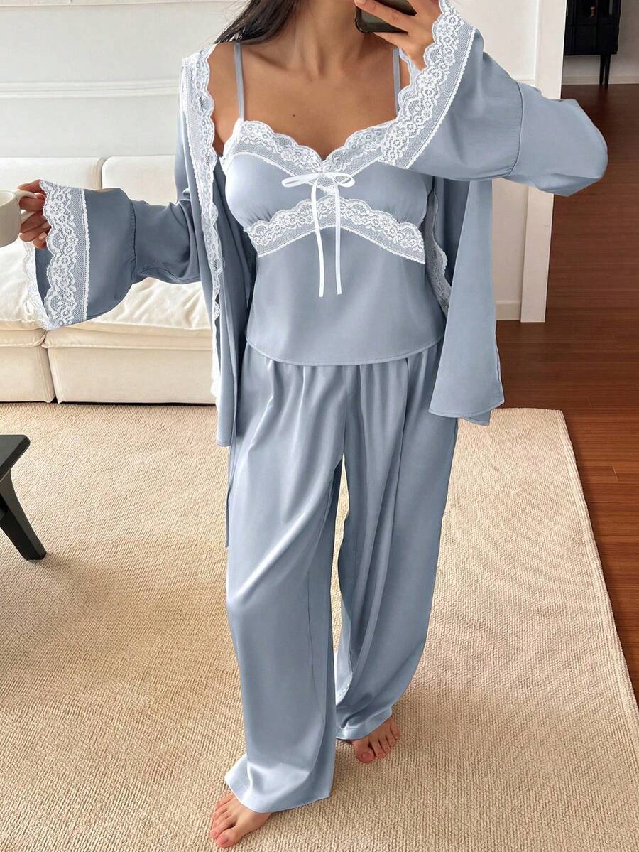 SHEIN DAZY طقم بيجامة 3 قطع من الساتان والدانتيل روب وتوب كامي وبنطلون طويل