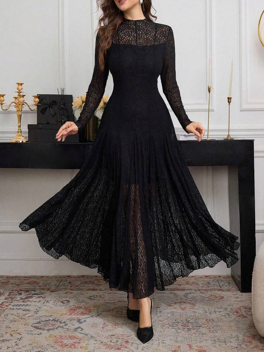 SHEIN Modelyn فستان دانتيل أسود أنيق