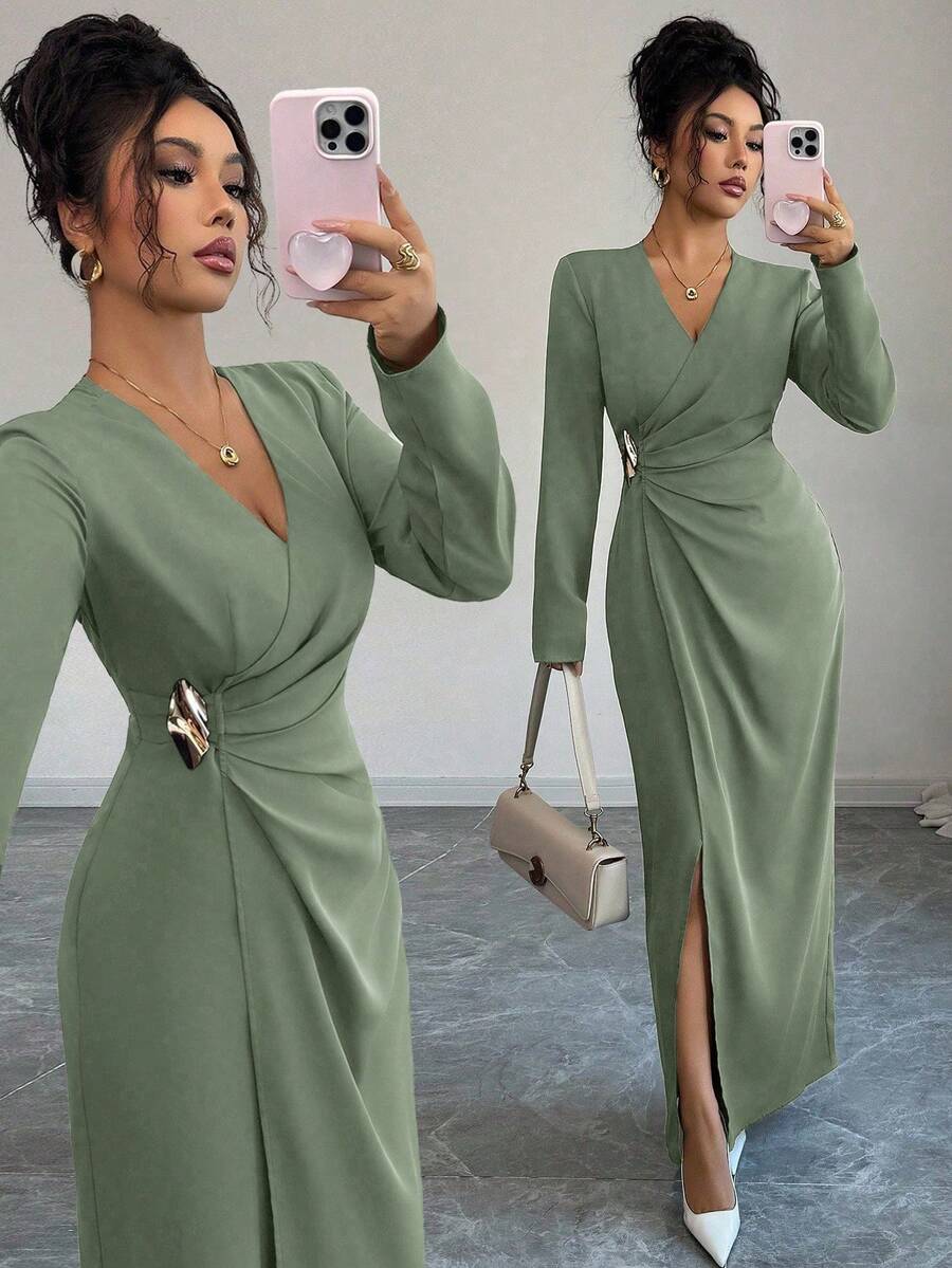 SHEIN Elenzga فستان اخضر بتصميم متقاطع وأكمام طويلة وشق