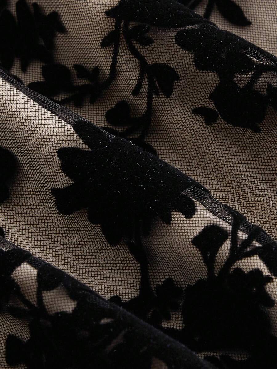 SHEIN MOD فستان شبكي بطبعة كاملة وربطة كتف وخصر مشدود