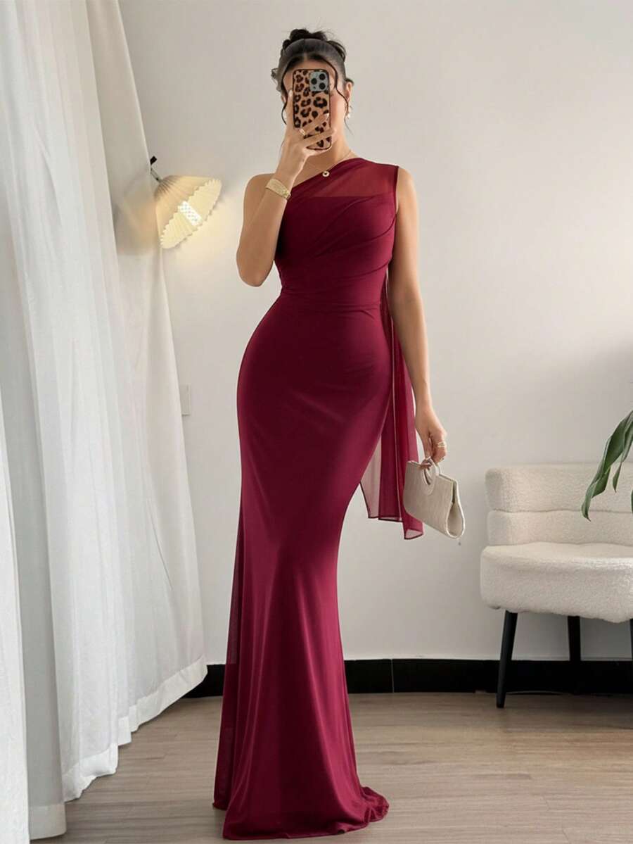 SHEIN Firerie فستان ماكسي ضيق بياقة غير متماثلة بلون عنابي