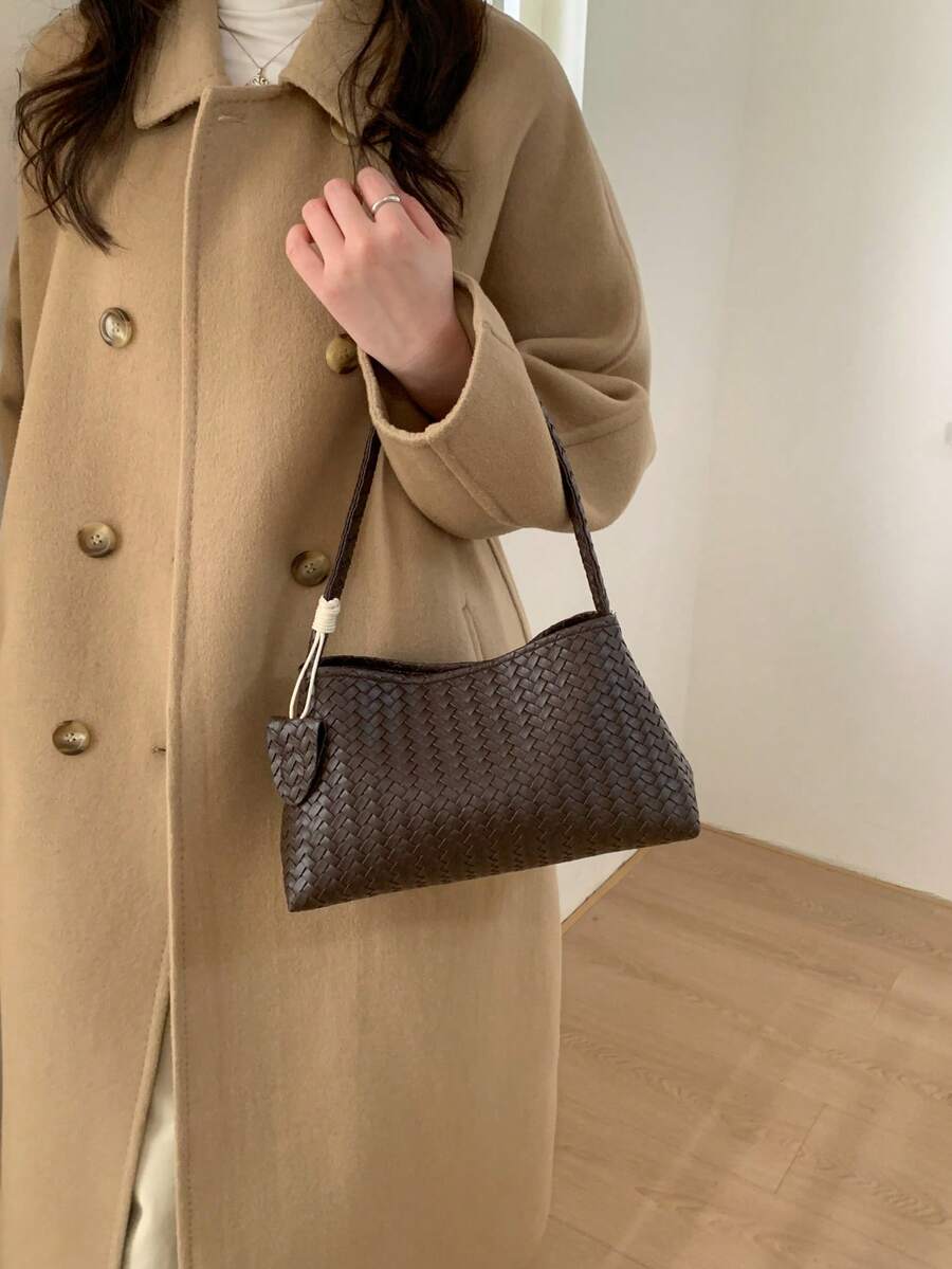 SHEIN حقيبة كتف منسوجة من جلد البولي يوريثان