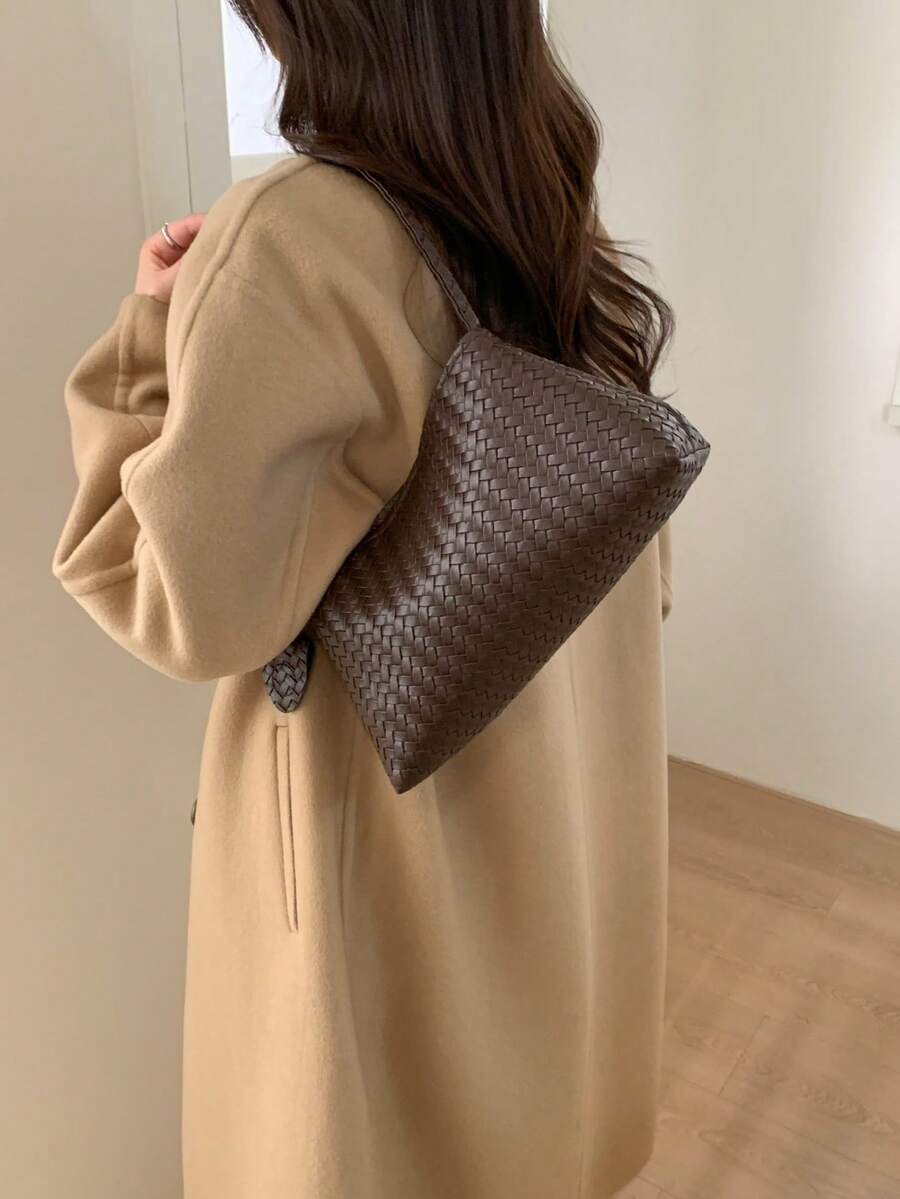 SHEIN حقيبة كتف منسوجة من جلد البولي يوريثان