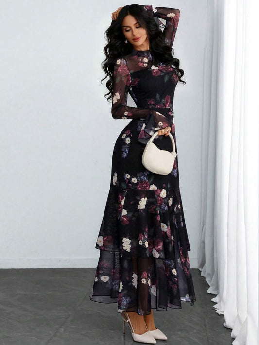 SHEIN فستان أسود مطبوع بياقة ماندرين ومشدود عند الخصر مع شقوق متعددة