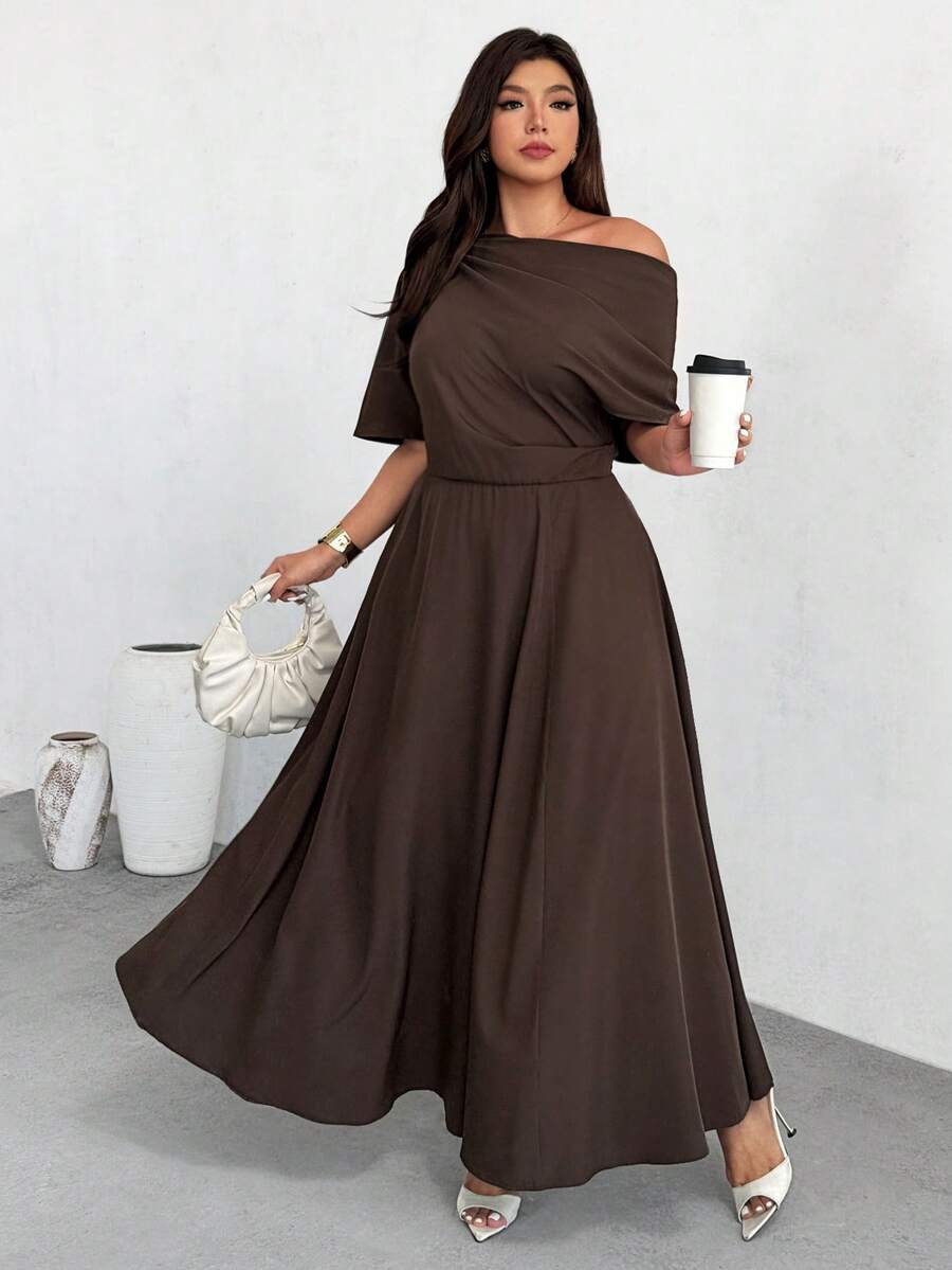 SHEIN Firerie فستان للمقاسات كبيرة برقبة غير متماثلة وخصر مربوط