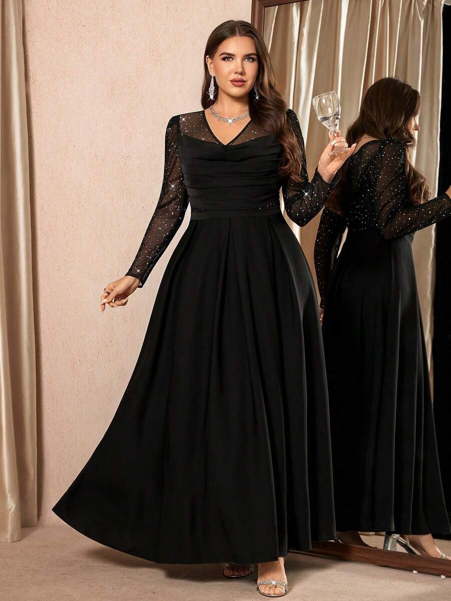 SHEIN Clasi فستان أسود للمقاسات الكبيرة بأكمام طويلة مزين بالترتر والشبك
