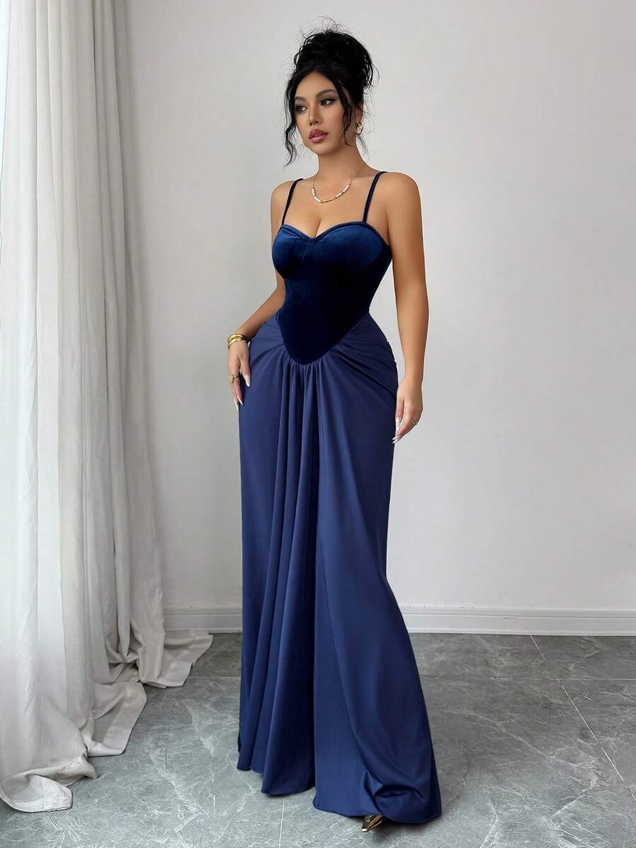 SHEIN Elenzga فستان أزرق طويل من قماش مخمل مرقع