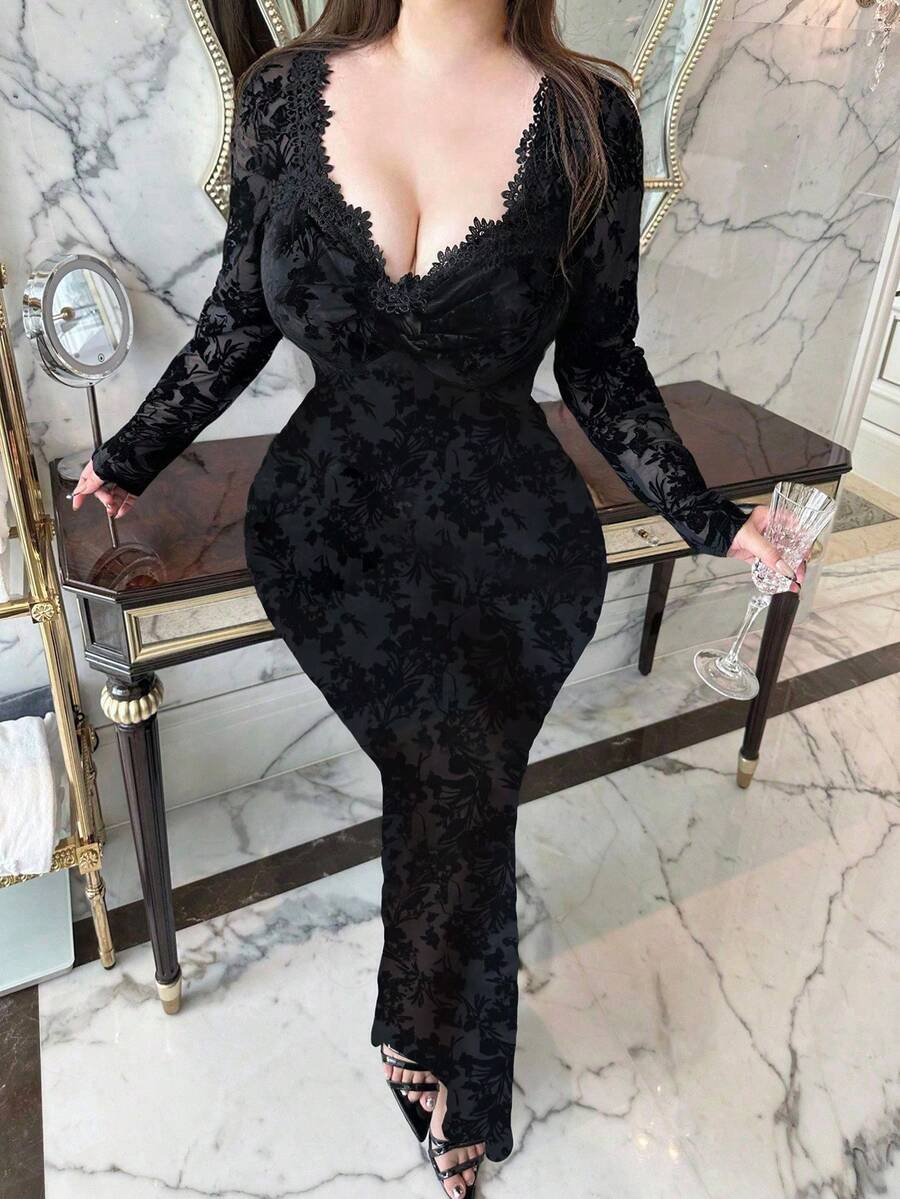 SHEIN Vibekara فستان أسود ضيق طويل الأكمام بنقشة مخملية