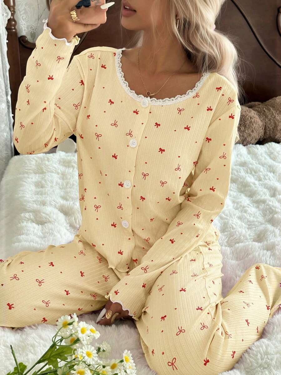 SHEIN بيجامة صفراء برقبة دائرية مزينة بفيونكة والدانتيل