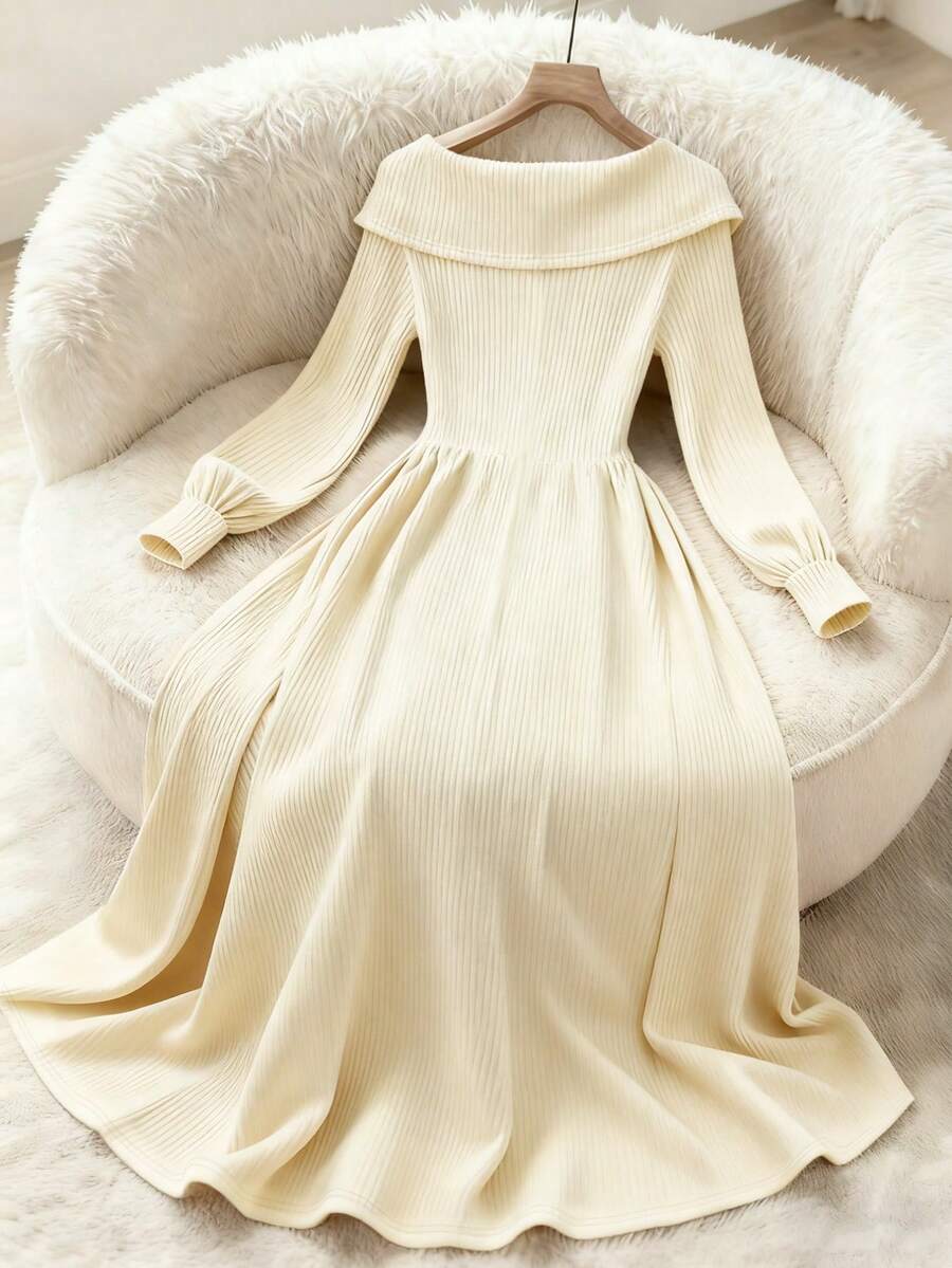 SHEIN Franclia فستان محبوك بتنورة مشدودة الخصر بلون مشمشي