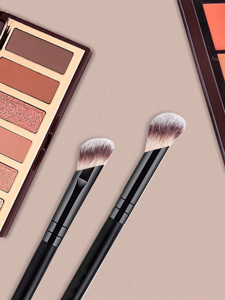 SHEIN YZIMENG فرش مكياج أساس