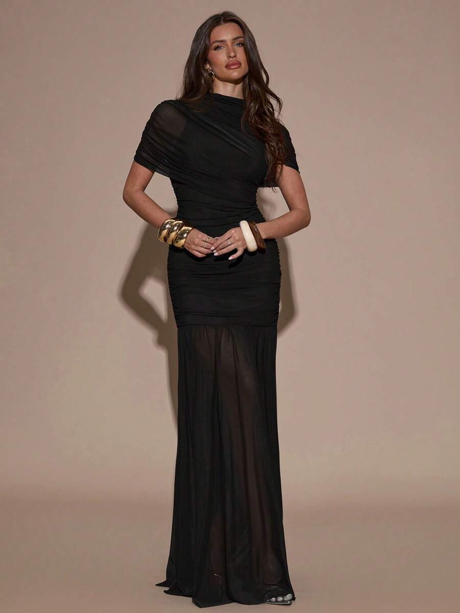 SHEIN BAE فستان أسود ضيق مطوي أنيق